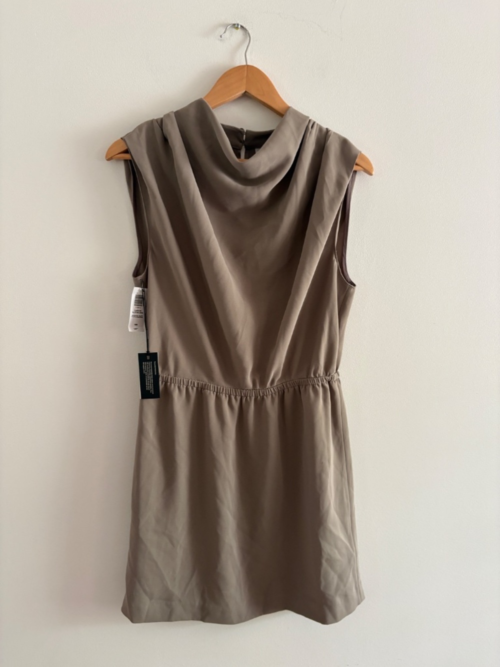 Aritzia Babaton Carter Sleeveless Dress NWT Cowl Neck Draped Modern Taupe Medium - Picture 4 of 8